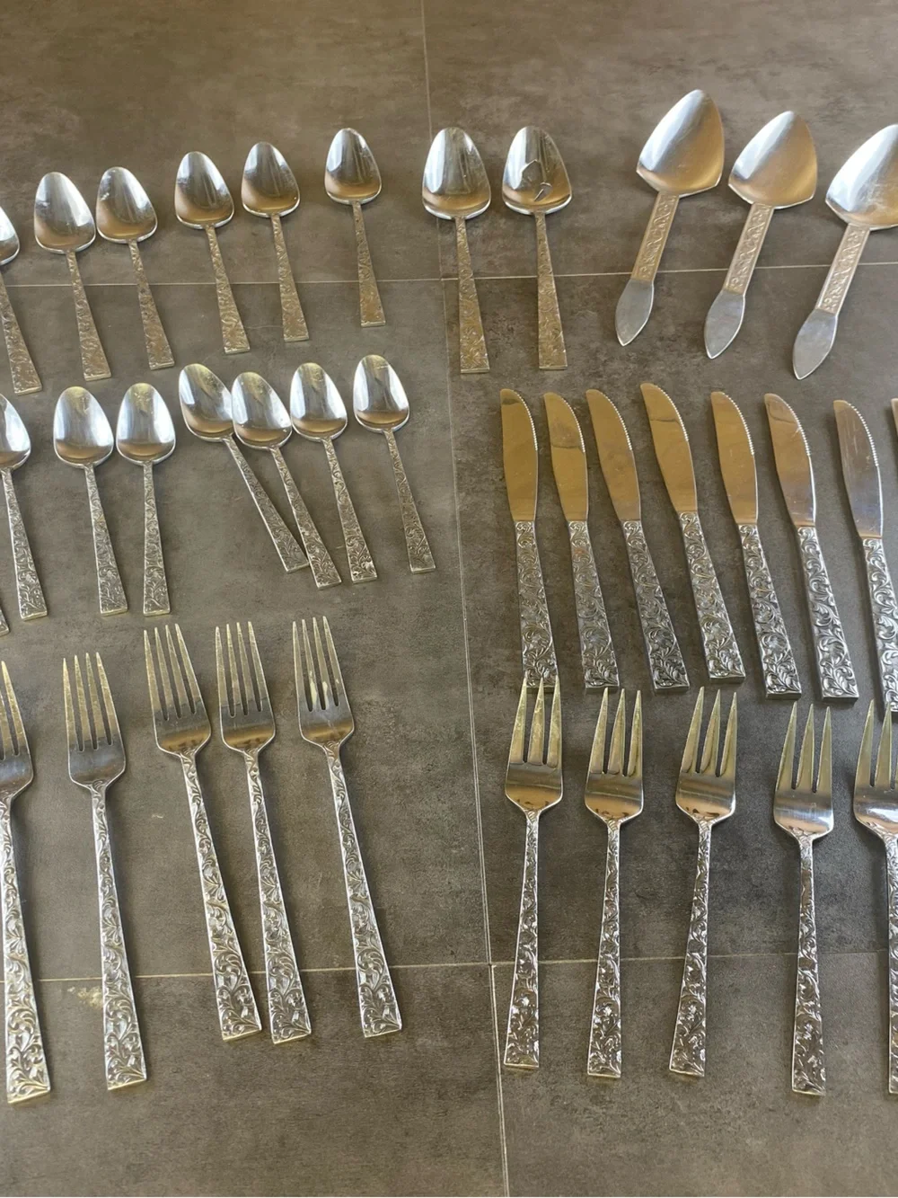 SCC Supreme Cutlery Made in Japan Stainless Steel Silver Flatware Set 44 Pieces